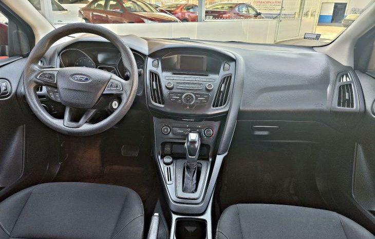 Ford Focus 2015 lleno