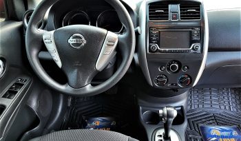 Nissan Versa 2015 lleno