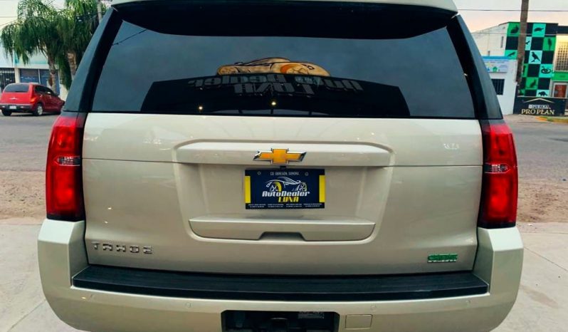 Chevrolet Tahoe 2015 lleno