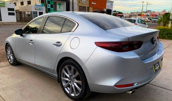 Mazda 3 2021 lleno