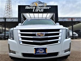 Cadillac Escalade ESV Premium 2017