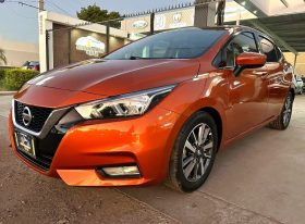 Nissan Versa Advance 2020