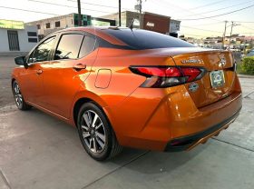 Nissan Versa Advance 2020