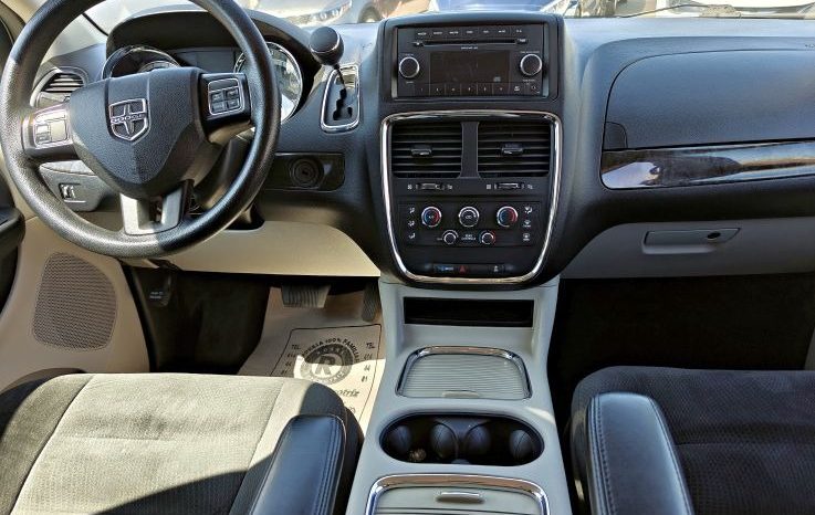 Dodge Grand Caravan 2016 lleno