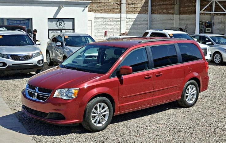 Dodge Grand Caravan 2016 lleno