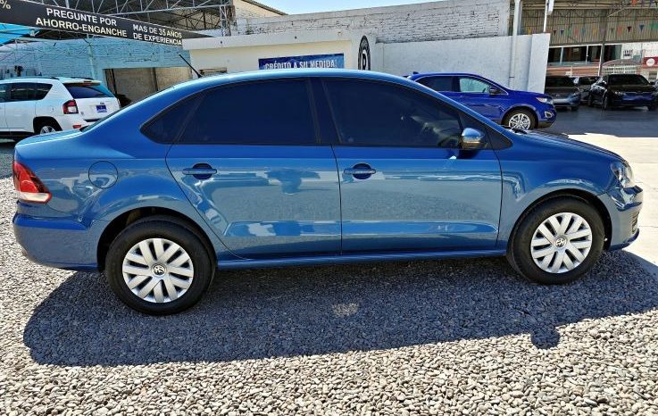 Volkswagen Vento 2017 lleno