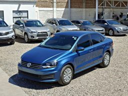Volkswagen Vento 2017 lleno