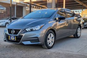 Nissan Versa Sense, 2022