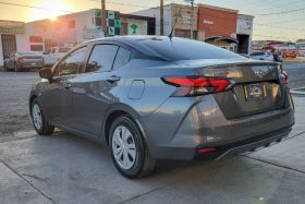 Nissan Versa Sense, 2022