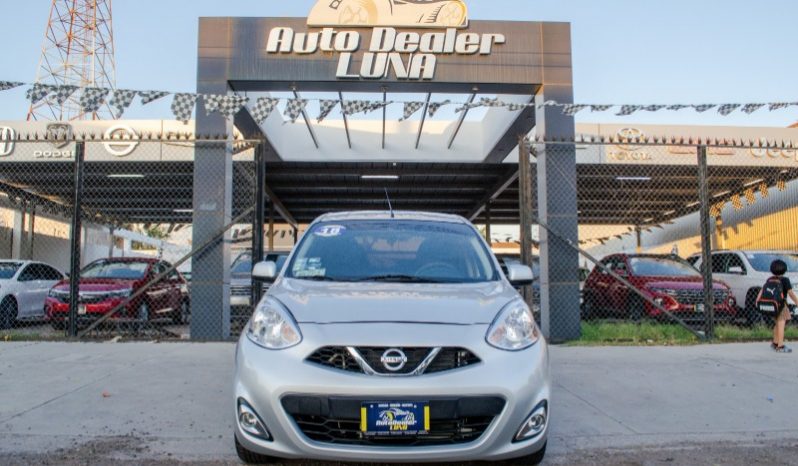 Nissan March 2018 lleno