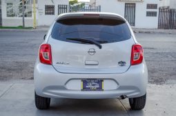 Nissan March 2018 lleno