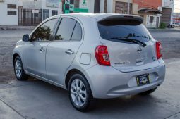 Nissan March 2018 lleno