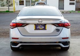 Nissan Sentra 2024
