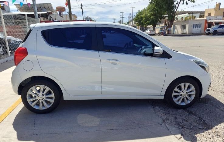 Chevrolet Spark 2018 lleno