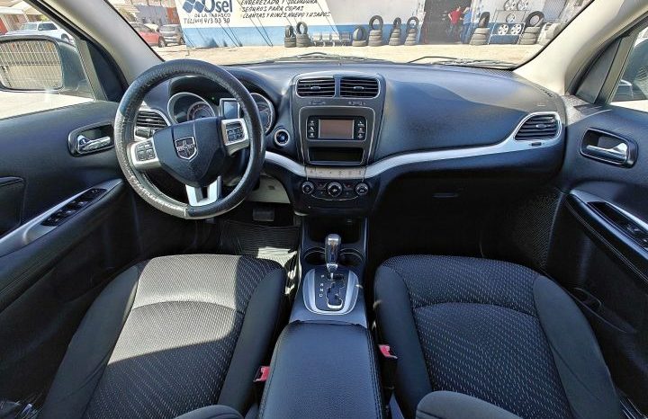 Dodge Journey 2012 lleno