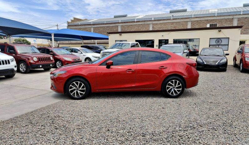 Mazda 3i 2018 lleno