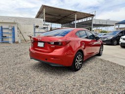 Mazda 3i 2018 lleno