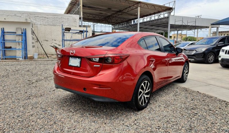 Mazda 3i 2018 lleno