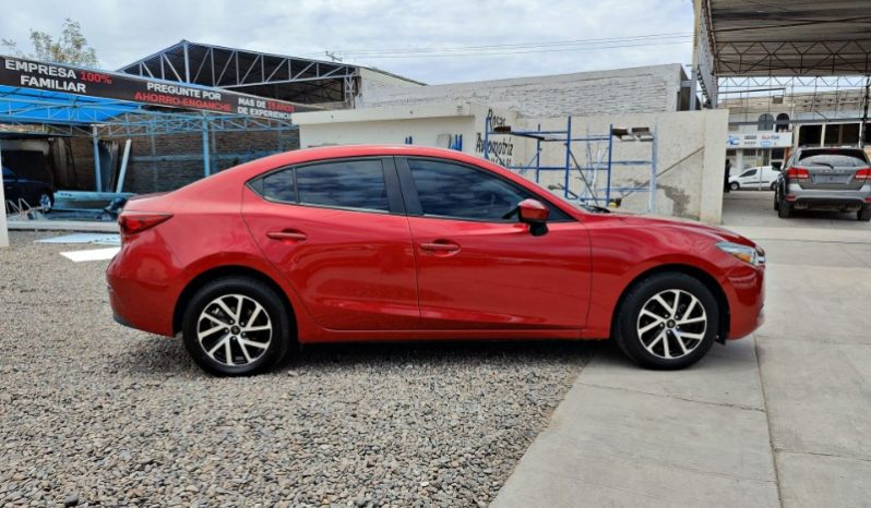 Mazda 3i 2018 lleno