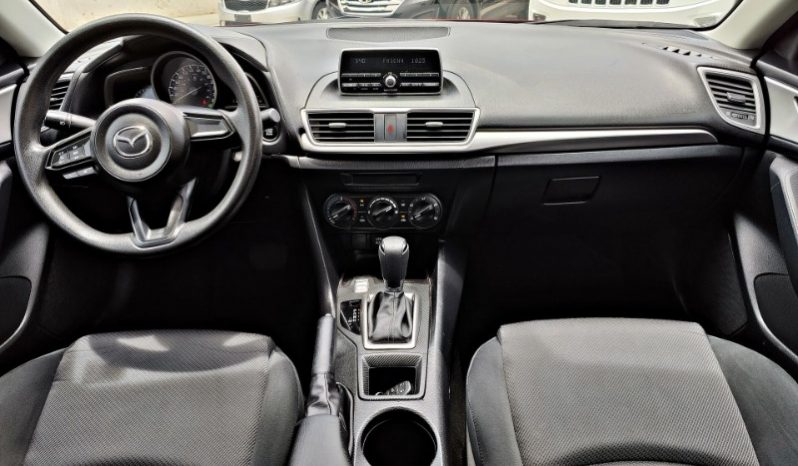 Mazda 3i 2018 lleno