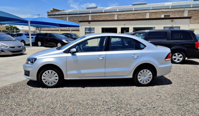Volkswagen Vento 2020 lleno
