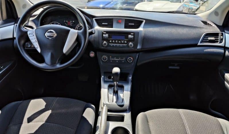 Nissan Sentra 2018 lleno