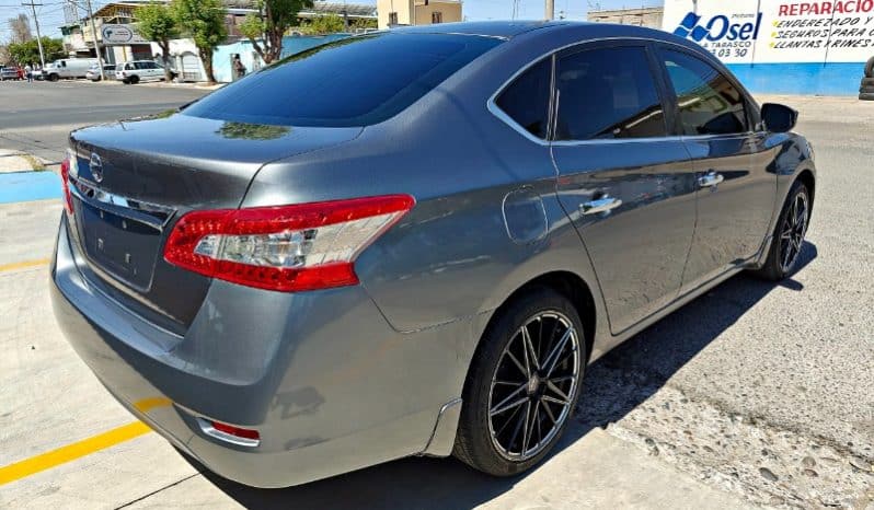 Nissan Sentra 2015 lleno
