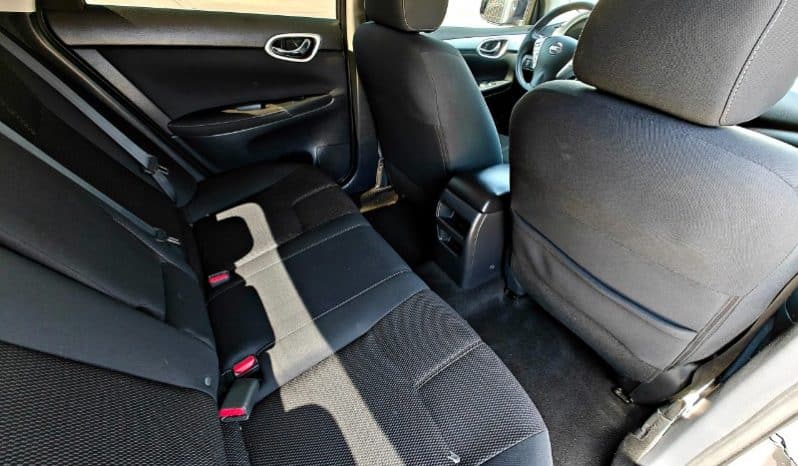 Nissan Sentra 2015 lleno