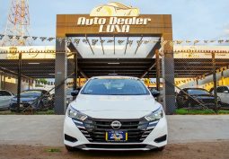 Nissan Versa 2024 lleno