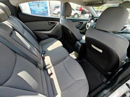Hyundai Elantra 2016 lleno