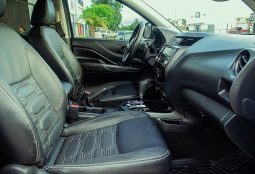 Nissan Frontier 2023 lleno