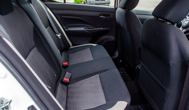 Nissan Versa 2022 lleno