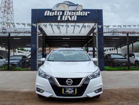 Nissan Versa Advance, 2022