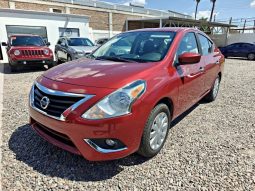 Nissan Versa 2016 lleno