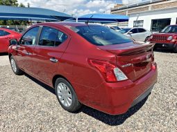 Nissan Versa 2016 lleno