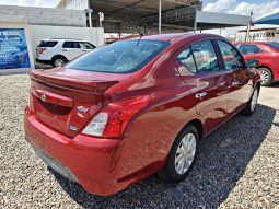 Nissan Versa 2016 lleno