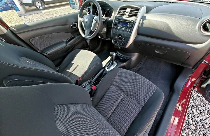 Nissan Versa 2016 lleno