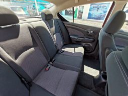 Nissan Versa 2016 lleno