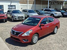 Nissan Versa 2016 lleno