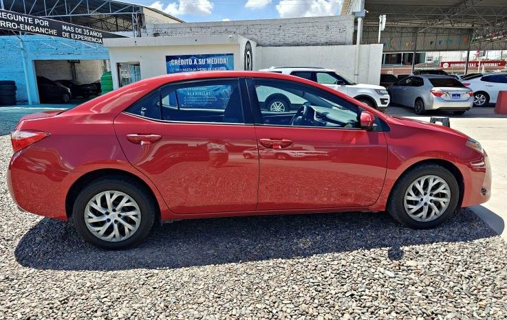 Toyota Corolla 2017 lleno