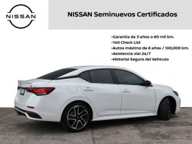 Nissan Sentra 2024