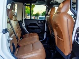 Jeep Wrangler 2022 lleno