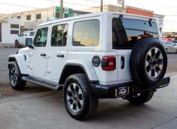 Jeep Wrangler 2022 lleno