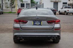 Kia Optima 2019 lleno