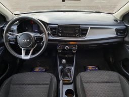 Kia Rio 2022 lleno