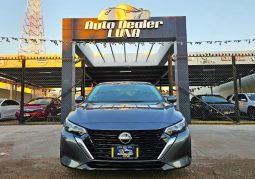 Nissan Sentra 2024 lleno