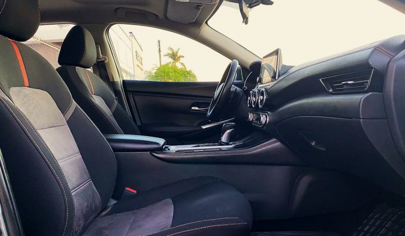 Nissan Sentra 2022 lleno