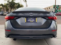 Nissan Sentra 2022 lleno