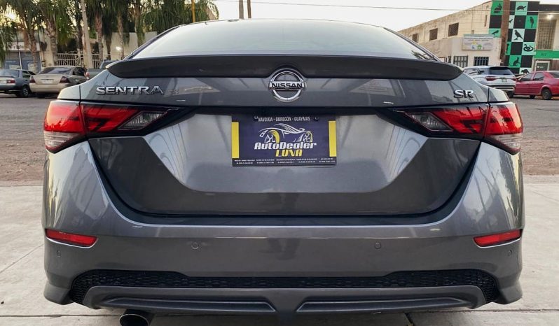 Nissan Sentra 2022 lleno