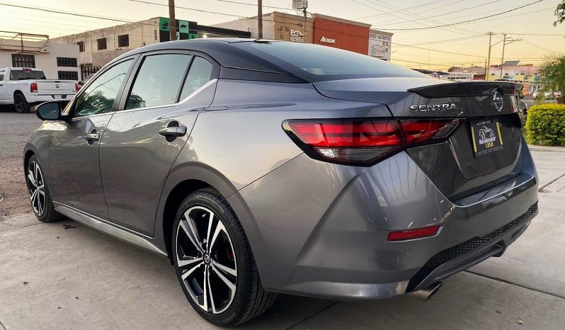 Nissan Sentra 2022 lleno